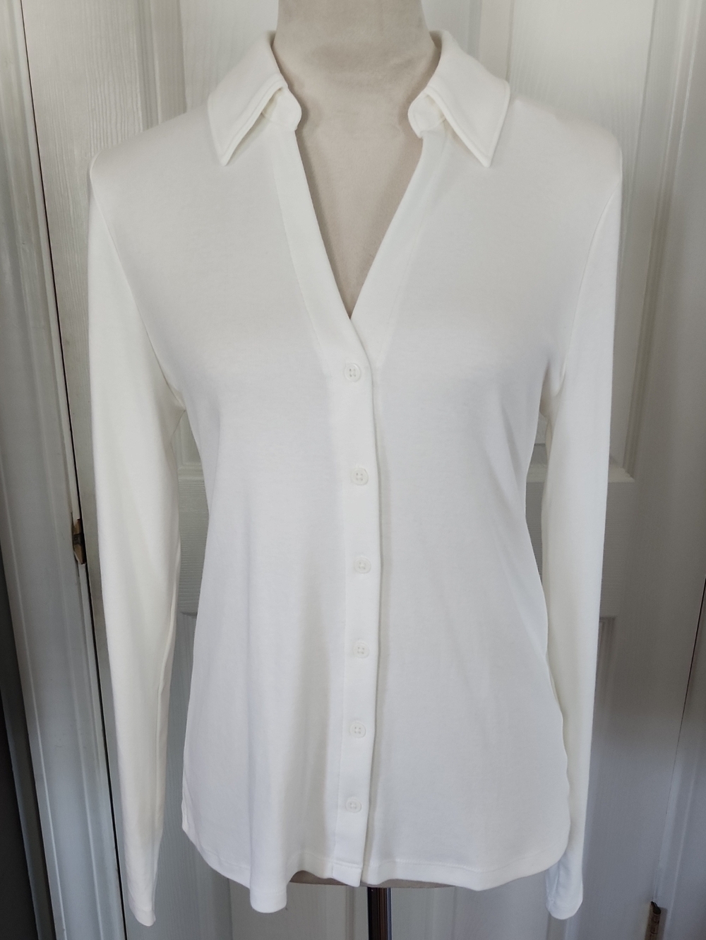 GAP Cream Stretch Knit LS Button Down Top
